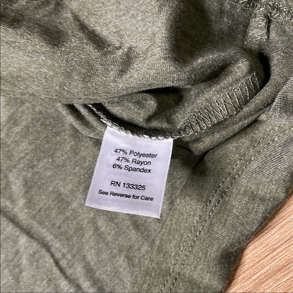 Guru Active Graphic Adventure is Waiting and I am going Sleeveless Hoodie NWT - Picture 6 of 7